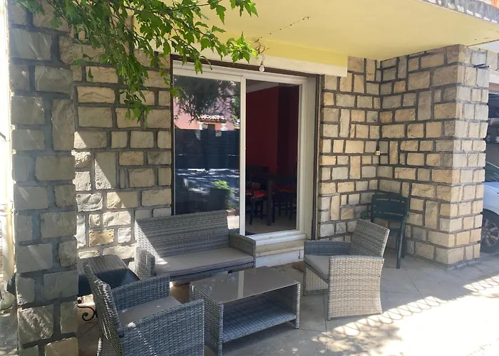 Rez De Villa Grand T2 Proche Plage Marvivo-Sablettes
